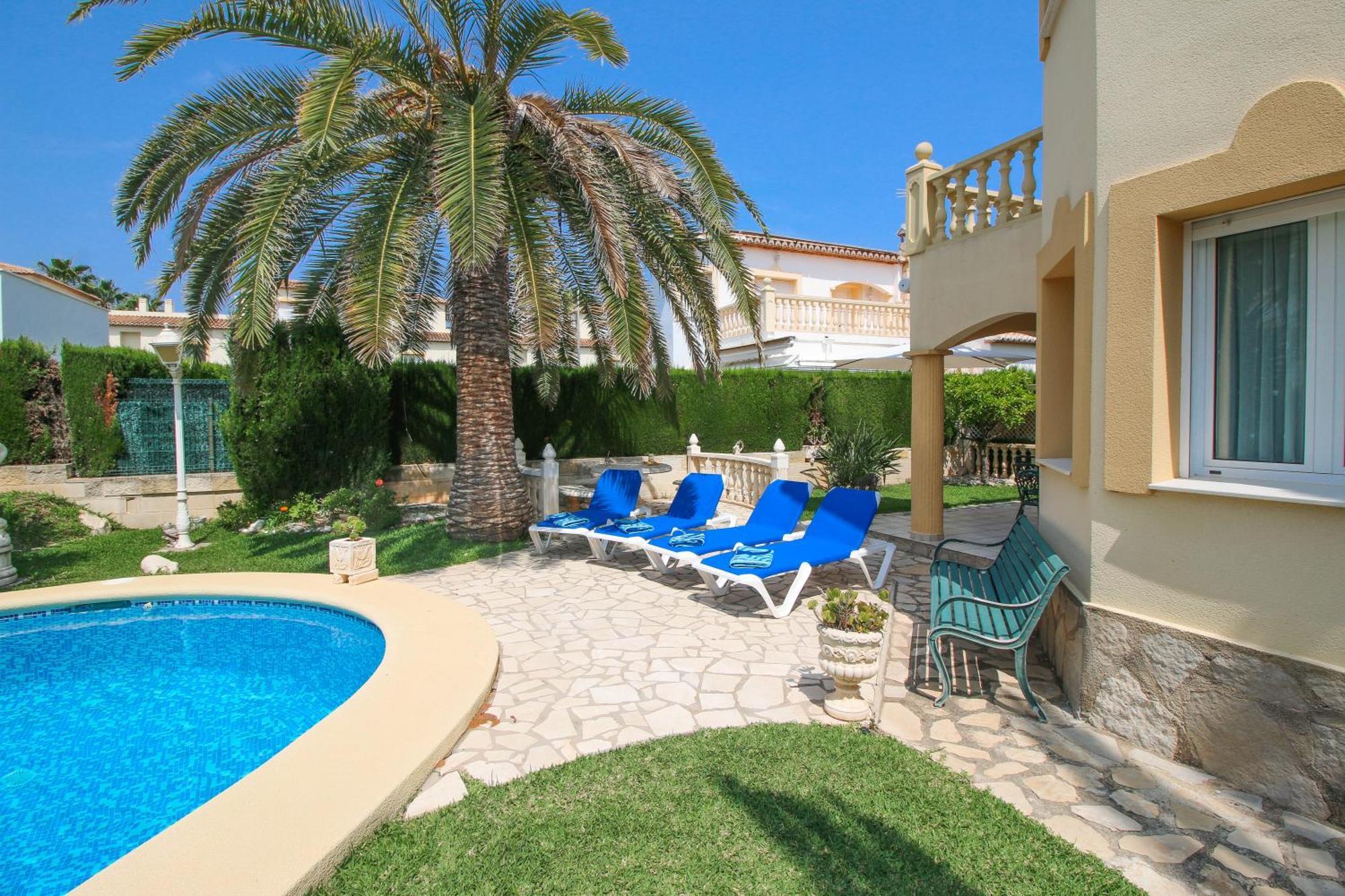 Villa con piscina privada